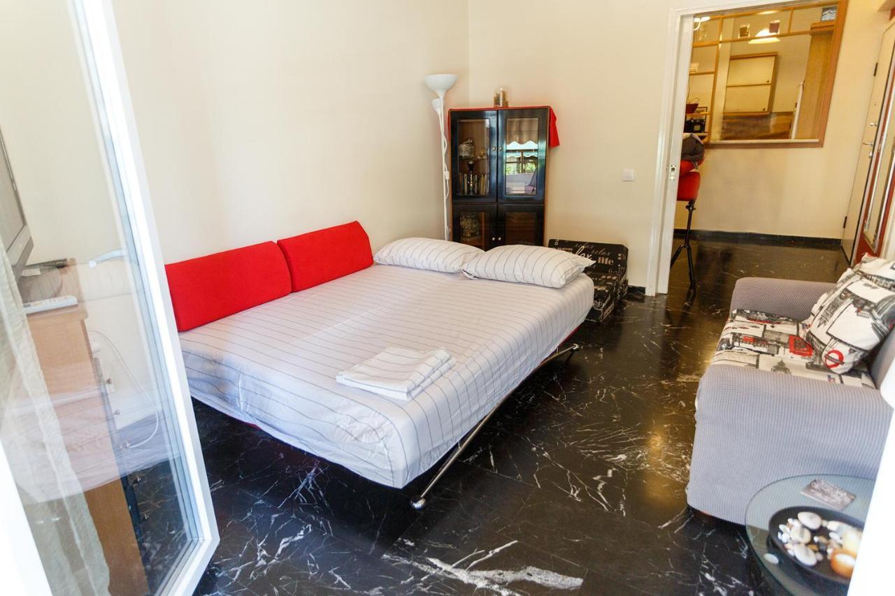 Peonios Apartment เอเธนส์ ภายนอก รูปภาพ